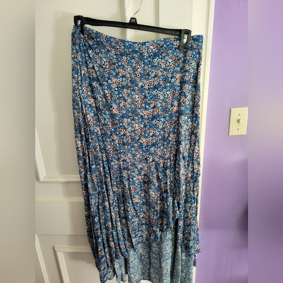 Sonoma Goods For Life® Wrap Ruffle Maxi Skirt NWT - Picture 2 of 9
